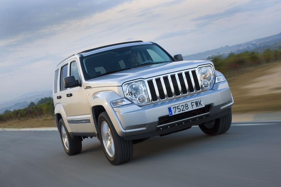  Jeep Cherokee 2008 года  (фото 41 из 161)